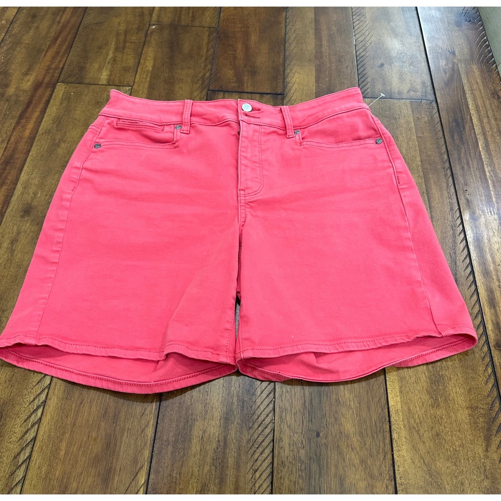 NYDJ Briella‎ Denim Shorts Women Size 6 Coral Pink Good Lift Tuck Five Pocket